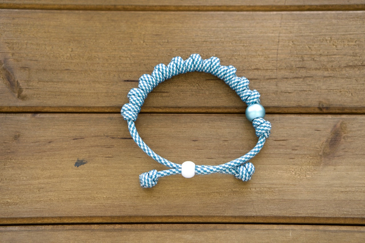 Mater Boni Consilii - Blue & White Paracord Rosary Bracelet, Unbreakable Construction, Catholic Gifts. Durable and Premium, Handcrafted by Sanctus Servo Family.