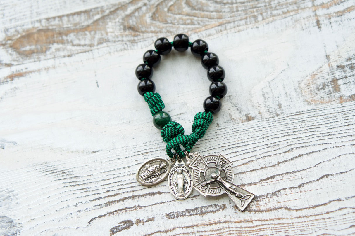 Irish Green & Black Blessed Trinity Rosary featuring St. Patrick & St. Bridget, with 1 Decade Paracord design, Irish Trinity Crucifix and Miraculous Medal - Sanctus Servo Catholic Gifts