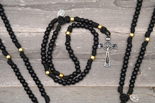 The Holy Servant - Black and Gold - Paracord Rosary