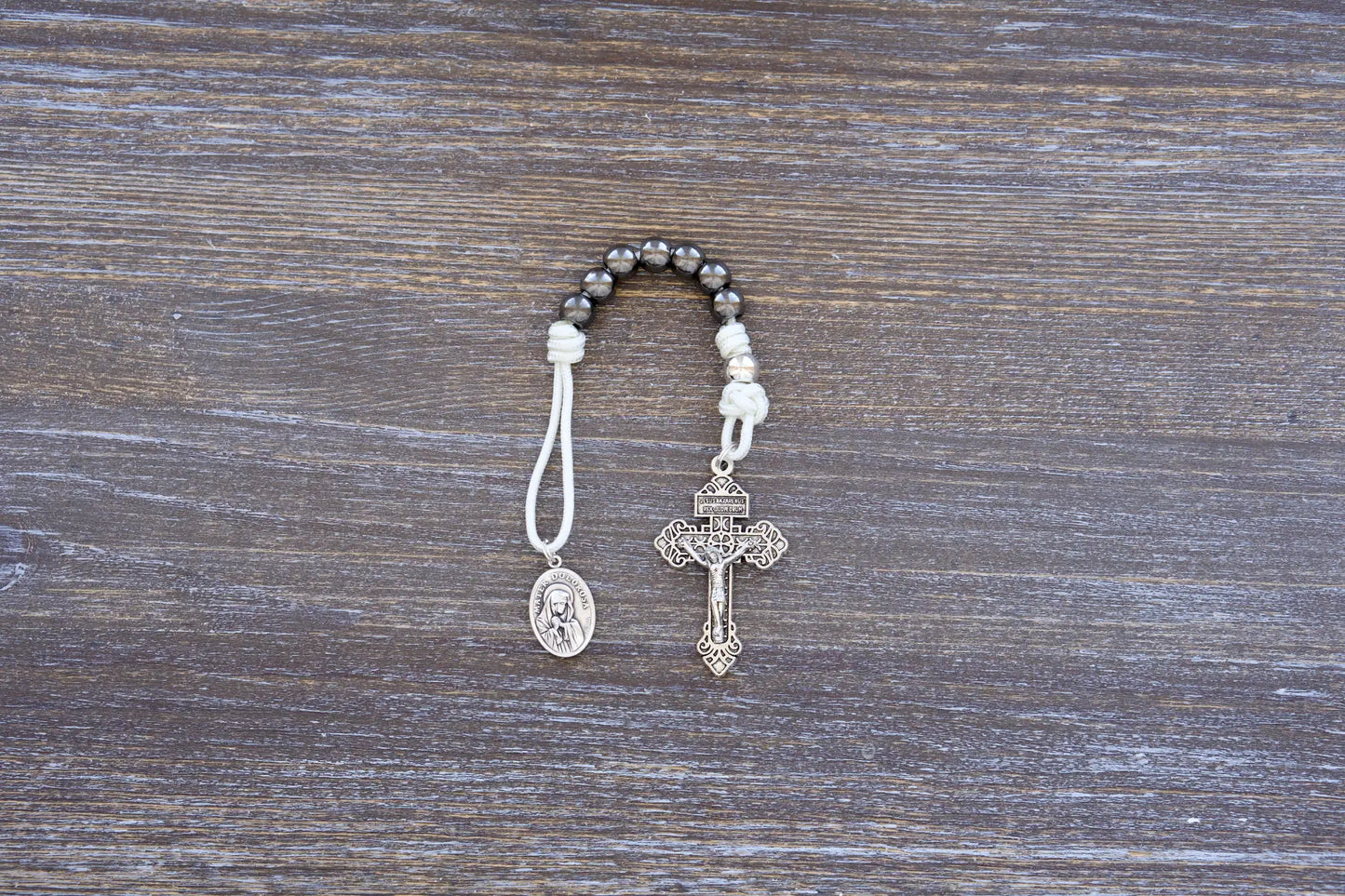 7 Sorrows Servite Pocket Rosary in white with metal beads and Mater Dolorosa medallion