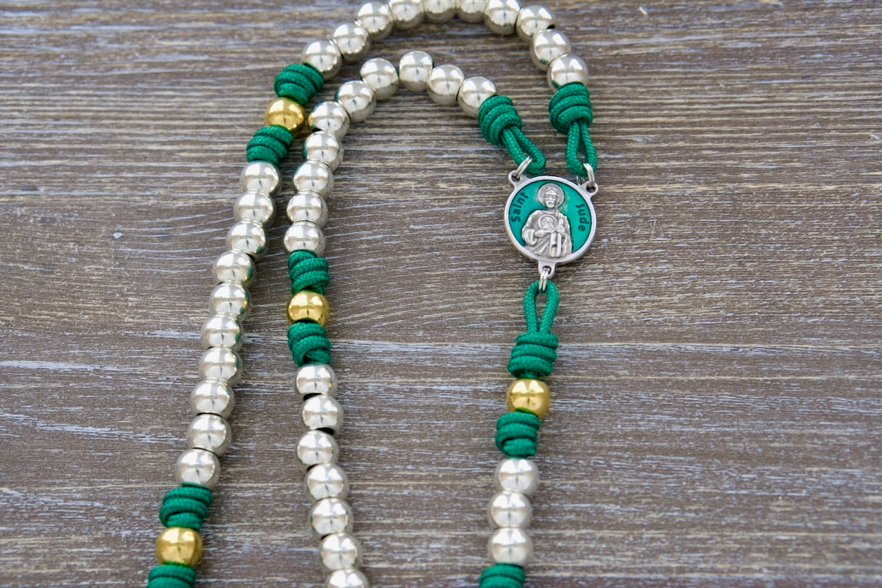 St. Jude the Miracle Worker Premium Metal Paracord Rosary - Kelly Green, Silver and Gold Hail Mary & Our Father Beads, Sturdy Enamel Medal and Pardon Crucifix, Perfect for Devotion and Catholic Gifts