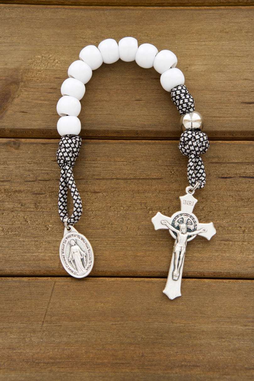 Durable 1 Decade Paracord Rosary Set for Couples - Unbreakable Catholic Gift with St. Benedict Crucifix & Miraculous Medal, Perfect for Weddings
