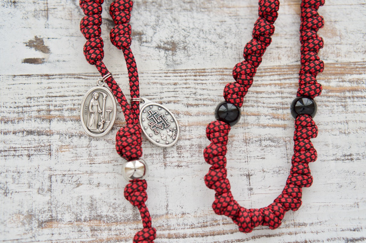 Militia Immaculatae St. Maximilian Kolbe Red White Black Signature Knotted Rope Rosary - Handmade Paracord Rosary with Miraculous Medal and St. Kolbe Medal, 19-inch length, Kid-Tested and Unbreakable.